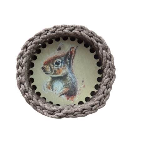 Háčkovaný kulatý košík